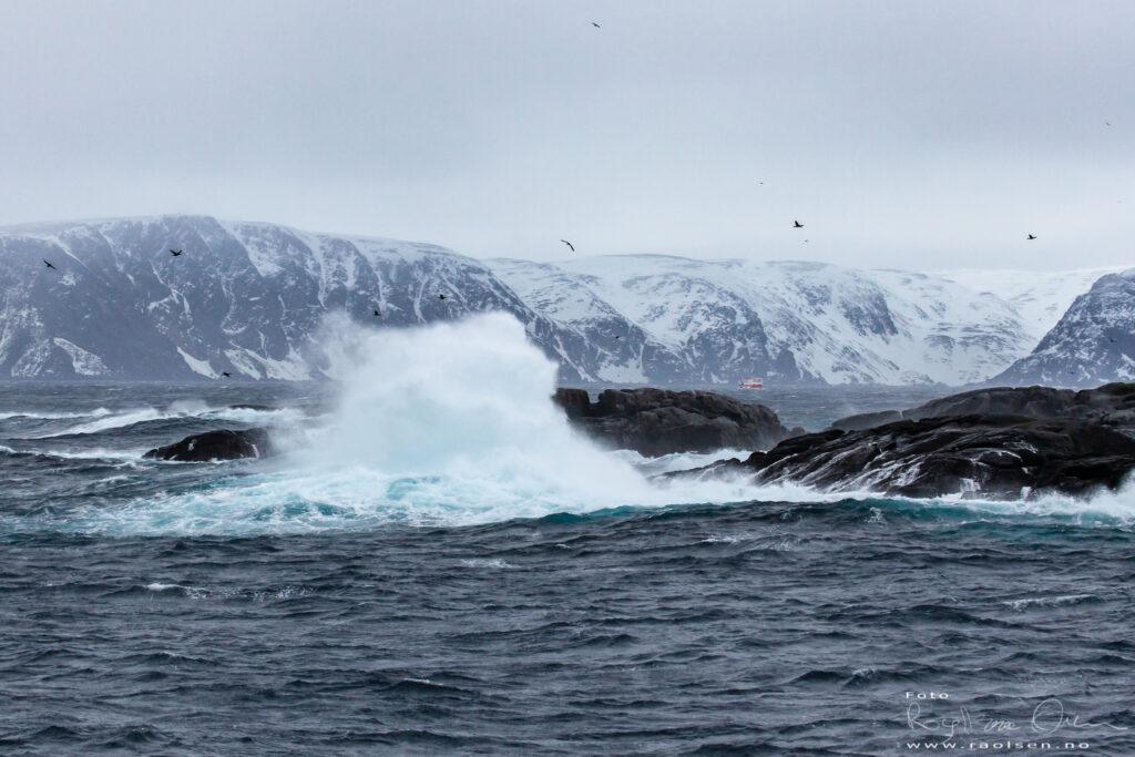 Rough sea